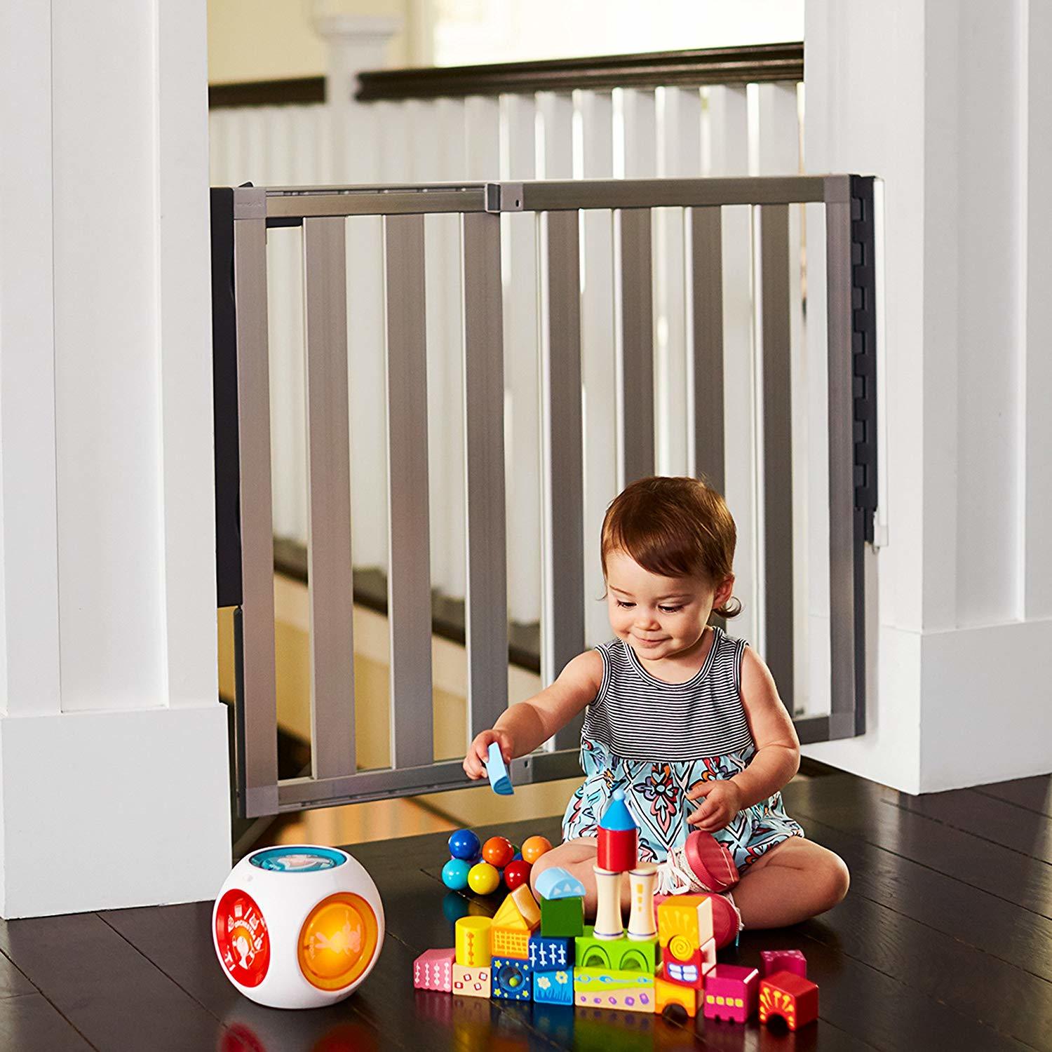 Munchkin Loft Aluminum Hardware Mount Baby Gate for Stairs Review